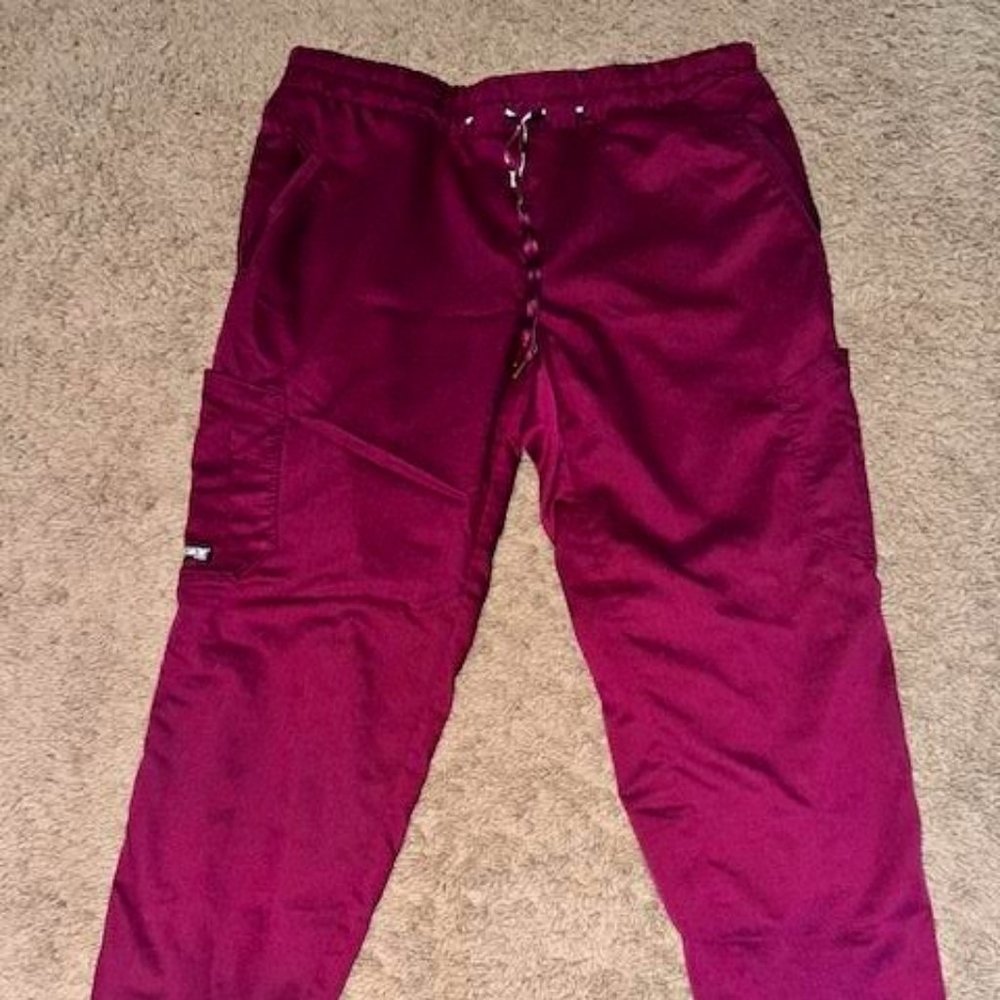 Scrub pants